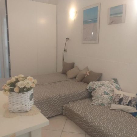 Sea Side Studio Виареджо Экстерьер фото